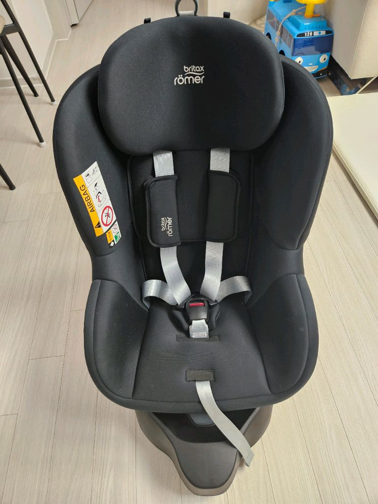 브라이텍스 뢰머 isofix 카시트 블랙 (회전형) 이미지