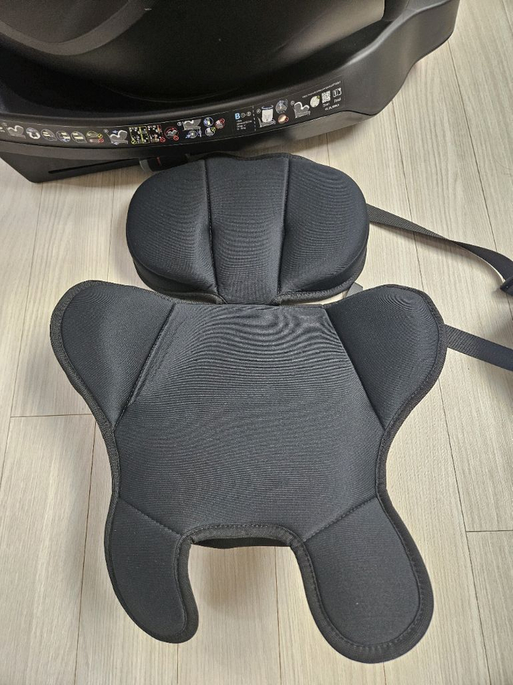 브라이텍스 뢰머 isofix 카시트 블랙 (회전형) 이미지