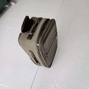 투미 TUMI 캐리어 올리브색 이미지