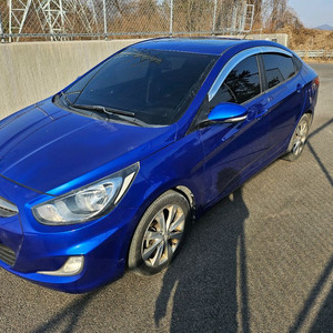 엑센트 오토 디젤 13년 판매합니다