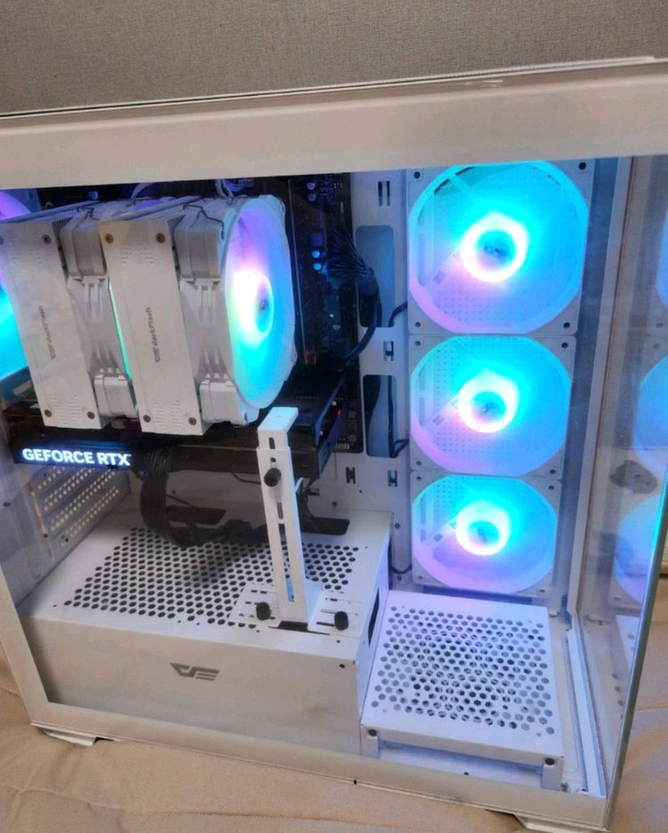 i7 14700F RTX4060TI 32기가 게이밍 pc 본체--2