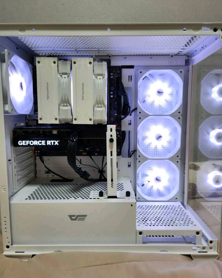 i7 14700F RTX4060TI 32기가 게이밍 pc 본체--3