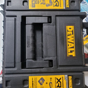 디월트 충전매거진 dcf630d2t