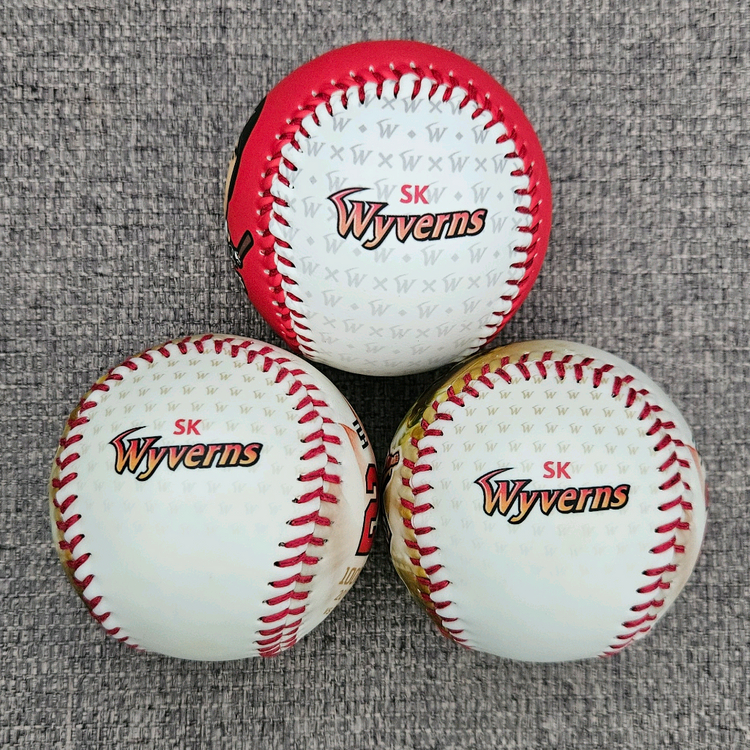 SK와이번스 로맥 100홈런 기념구/캐릭터 야구공 싸인볼--2