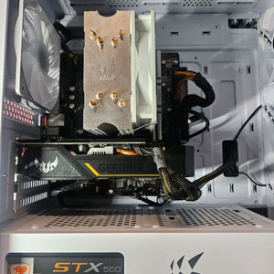 인텔 11400F+GTX 1650 화이트 컴퓨터