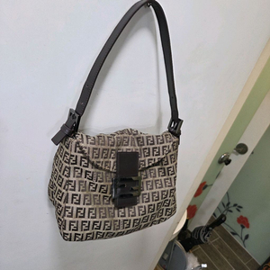 펜디 맘마 바게트 숄더백