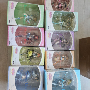 알터 러브라이브 스쿠페스 피규어 9종 팝니다. 이미지