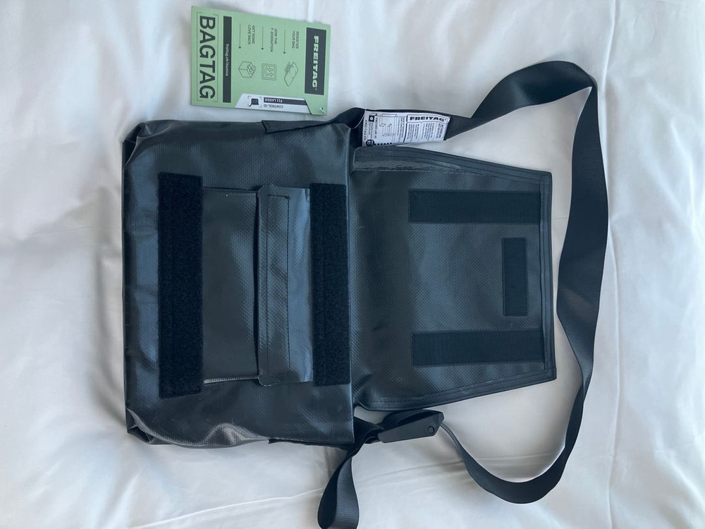 [새상품] 프라이탁 라씨 LASSIE 블랙 올검 이미지