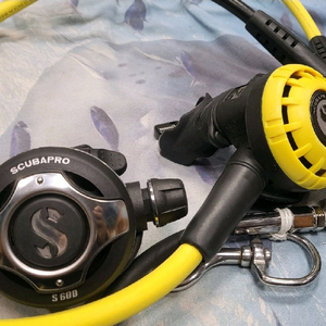 스쿠버프로 MK25 EVO / S600 / R195 풀셋 - 신품급 이미지