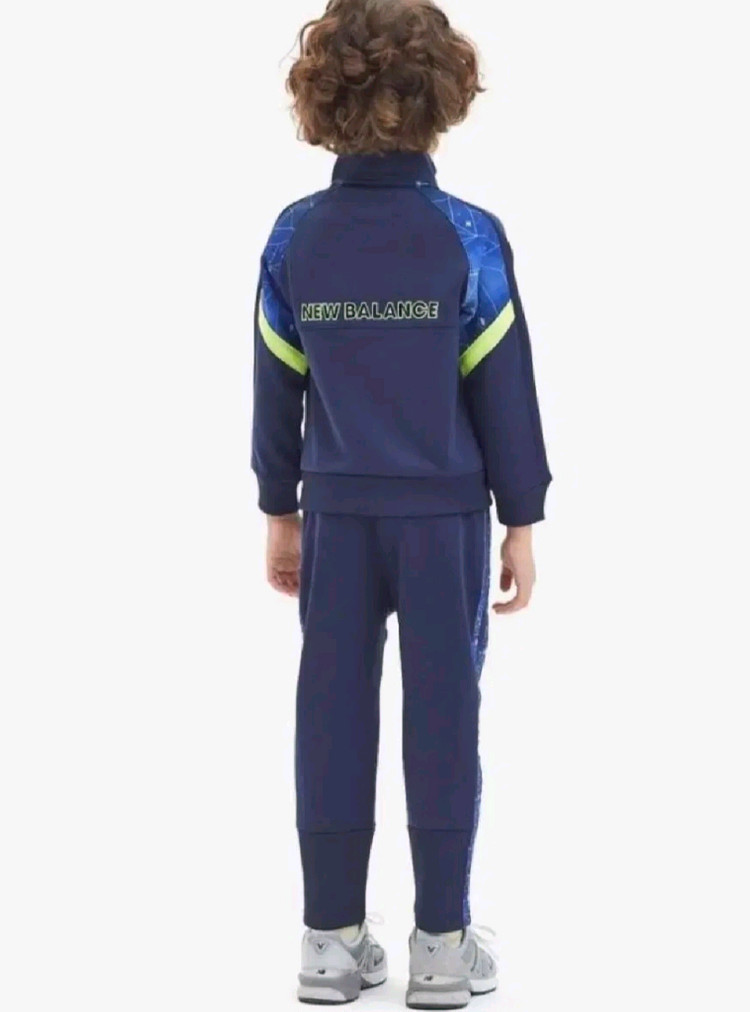 쿨거래시 7만9천택포! 새제품 뉴발란스 키즈 기모 트레이닝 세트 겨울상하세트 사이즈 140--2