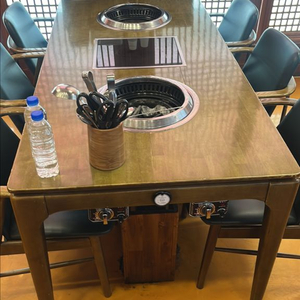 6인 원목 테이블(인덕션 포함, 의자포함 x)