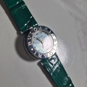 불가리 비제로원 자개다이얼 여성 중고명품시계