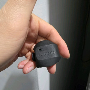 가민 속도 센서 팝니다