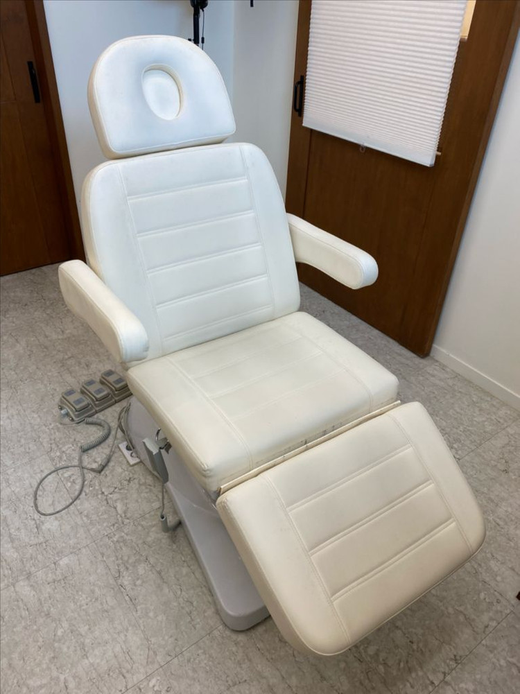 3단 미용 전동 베드 의자 이미지