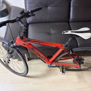 사바 스칼렛8 카본 로드자전거 판매합니다 이미지