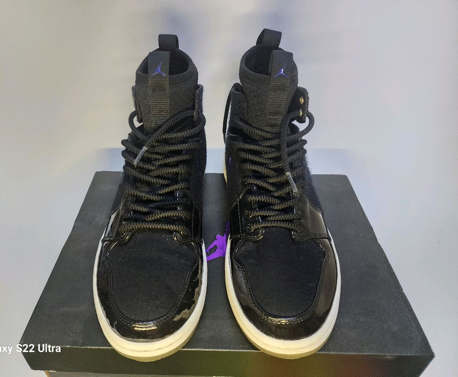 나이키 에어 조던 1 레트로 울트라 하이 블랙/콩코드 275--4