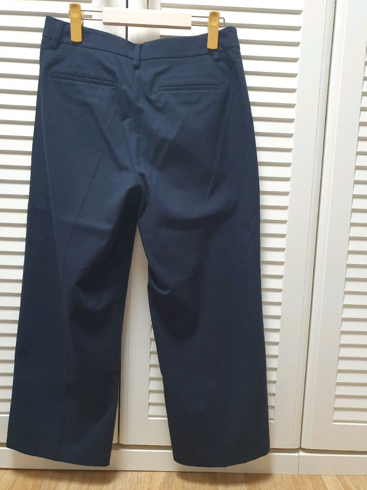 스파오 와이드 슬렉스 9부 /진한 네이비색/30--1