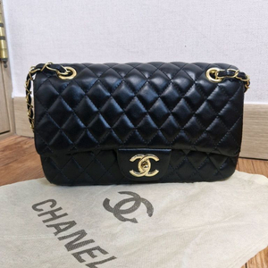 샤넬 클래식 플랩백 미듐