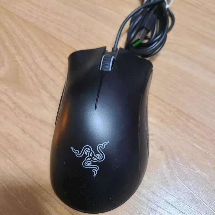 레이저 razor deathadder essential 마우스팝니다 - 안심되는 중고거래