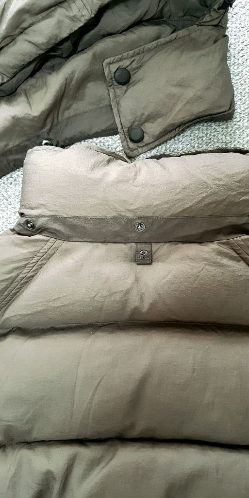 알레그리 에어다운 유로피안 나일론 구스패딩 판매해요 이미지