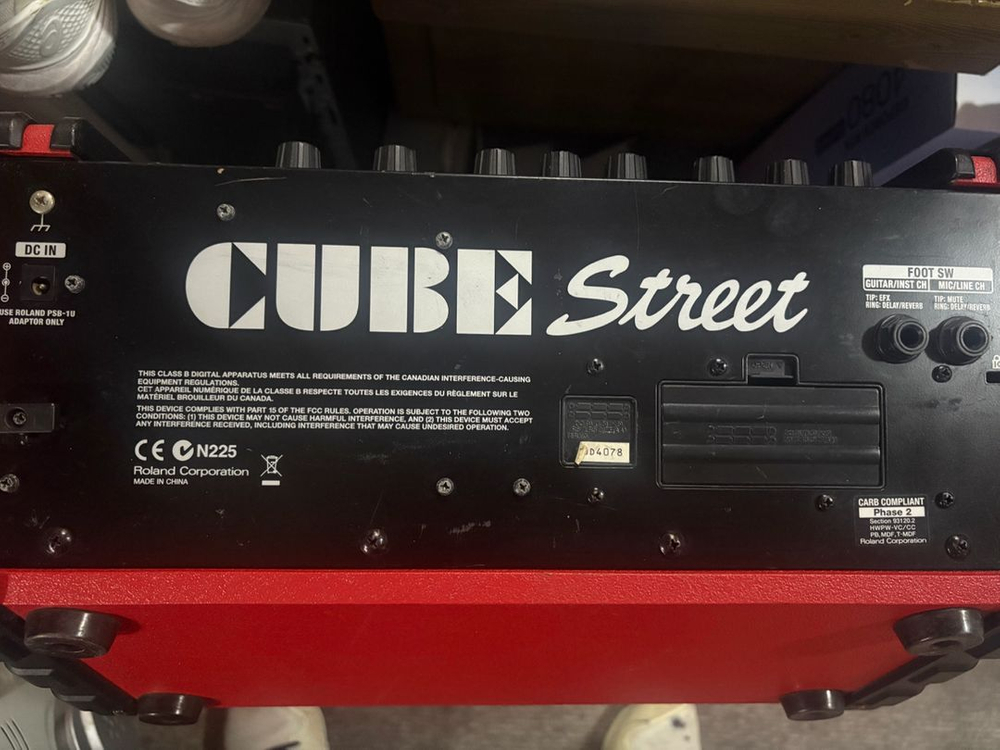 롤랜드 큐브 스트리트 CUBE Street 버스킹 이미지