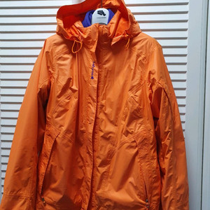 라푸마 오렌지색 바람막이 95/ 내피. 후드 탈부착 가능