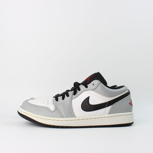 270 조던 1 로우 라이트 스모크 그레이 이미지