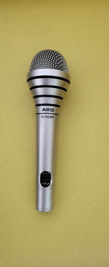 AKG d330bt--2