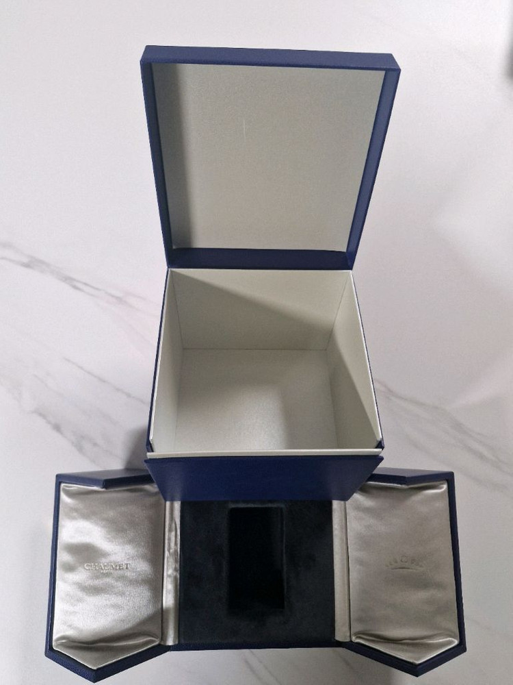 쇼메 시계케이스 박스 쇼핑백 보증서파일판 팝니다 (쿠션분실) 이미지