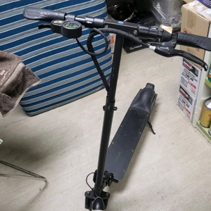 전동퀵보드 (기름값도 비싼데 가져가세요) 이미지