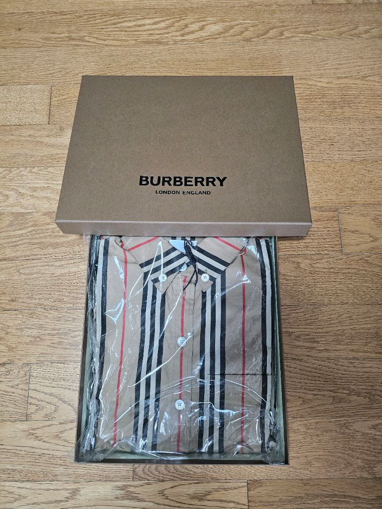 (새상품) 버버리 아카이브베이지 스트라이프 셔츠 이미지