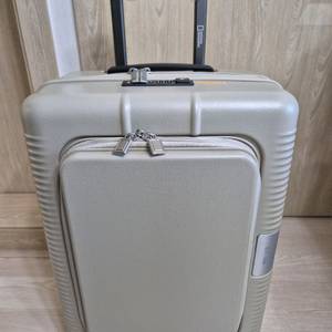 내셔널지오그래픽 캐리어 카멜 20인치 기내용 새제품 (베이지)