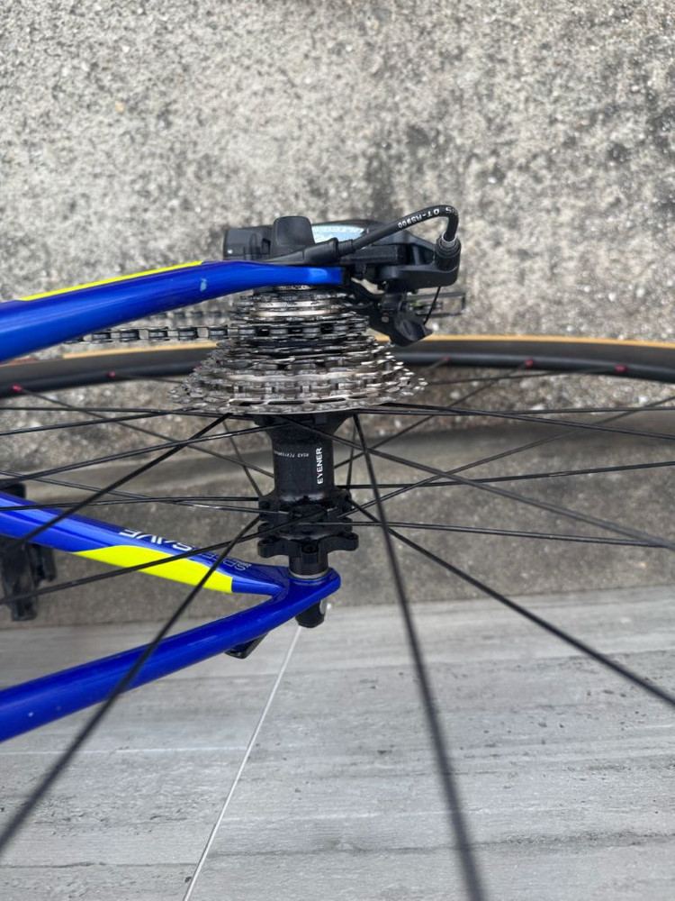 캐논데일 슈퍼식스에보 이미지