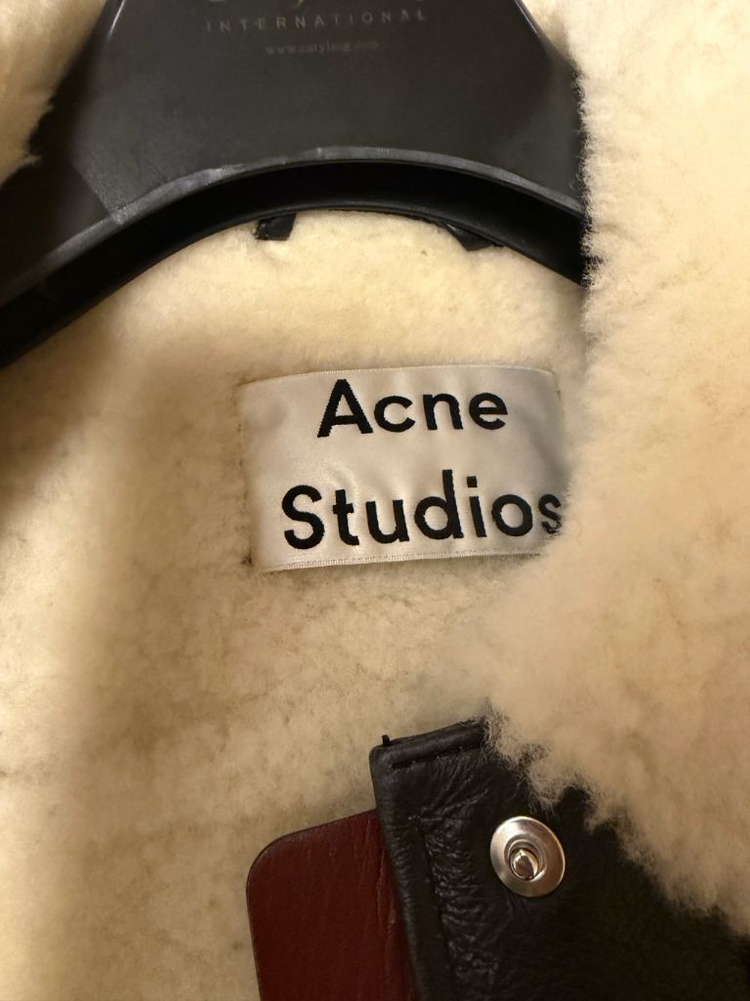 아크네 롱 무스탕--1