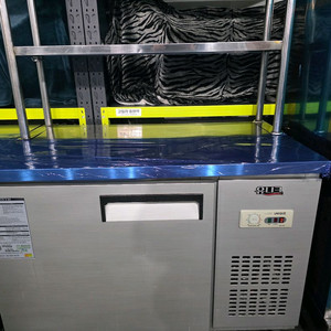 카페사용1200테이블 냉동고판매합니다