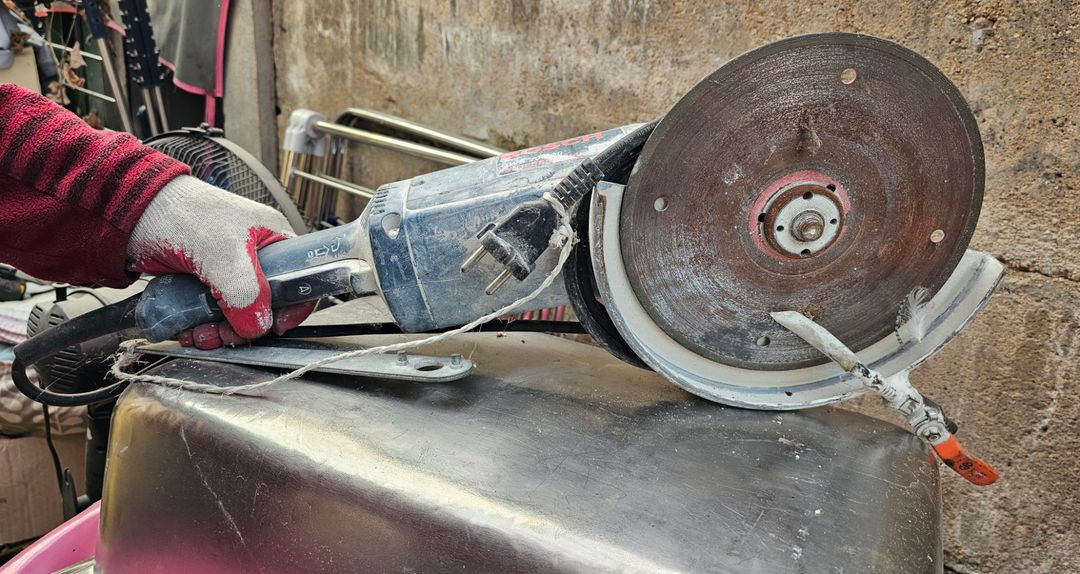 BOSCH 대형 그라인더 이미지