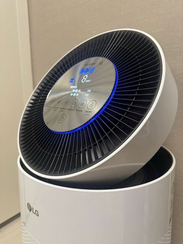 LG 퓨리케어 공기청정기 + 새필터 포함 (무료배송)--2