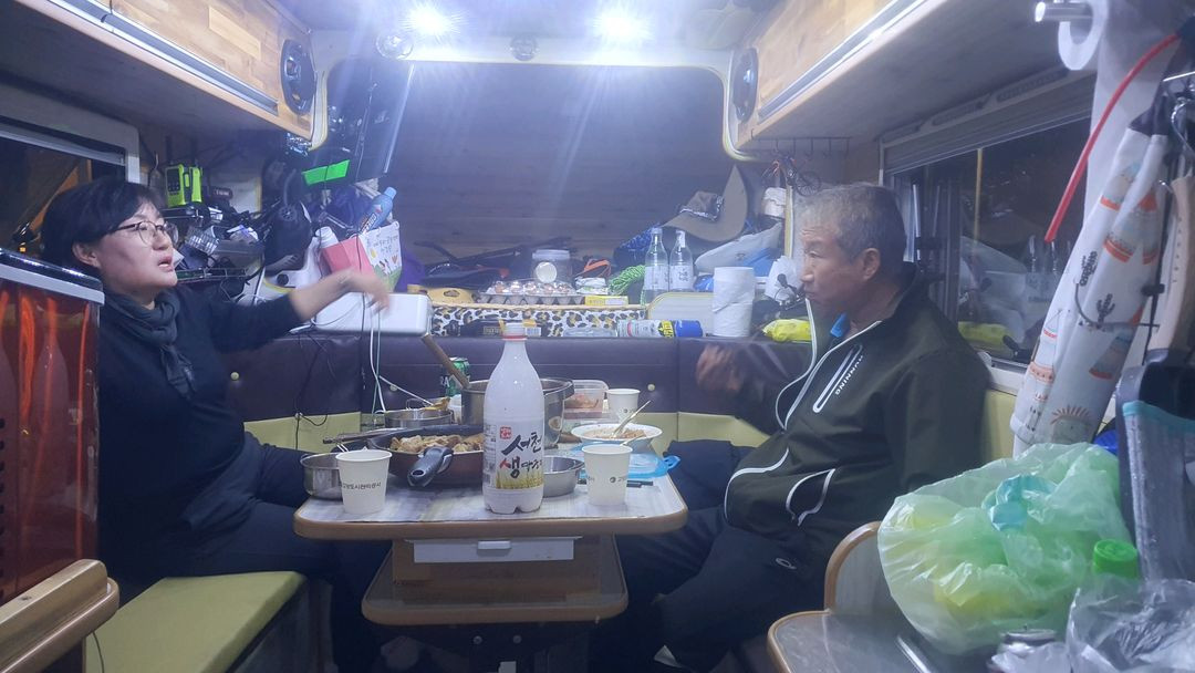 트럭캠퍼 팝니다 이미지