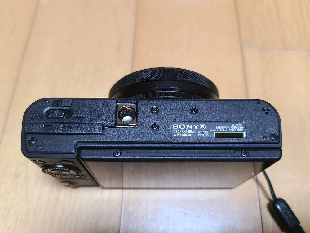 소니 RX100m4 디지털 카메라 상태 좋음 바로 사용 가능--4