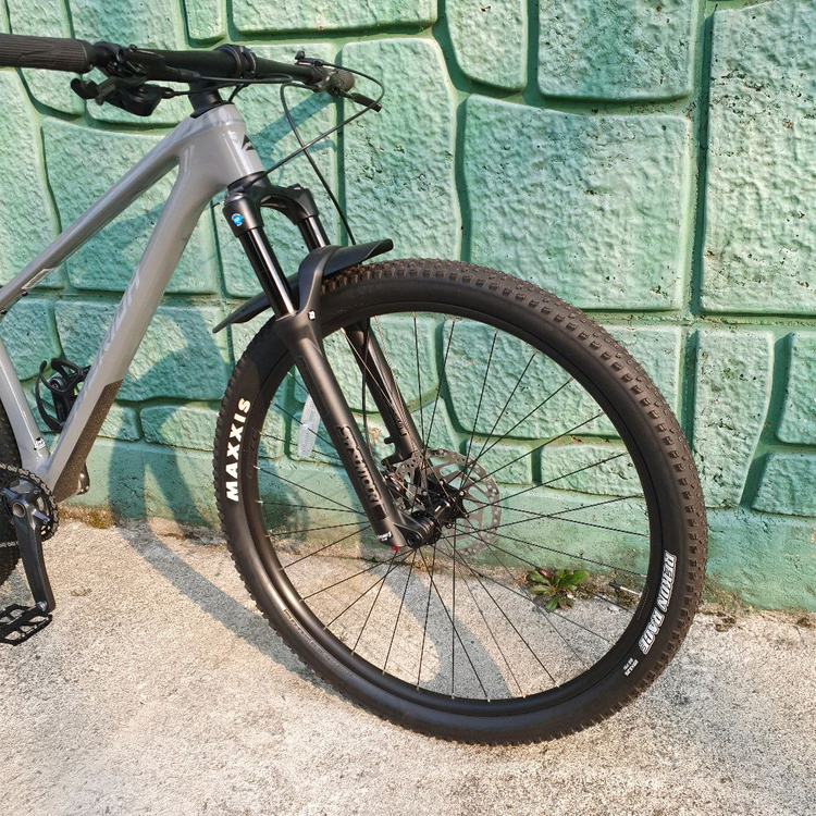 메리다 빅나인 3000 카본 엠티비 판매--1