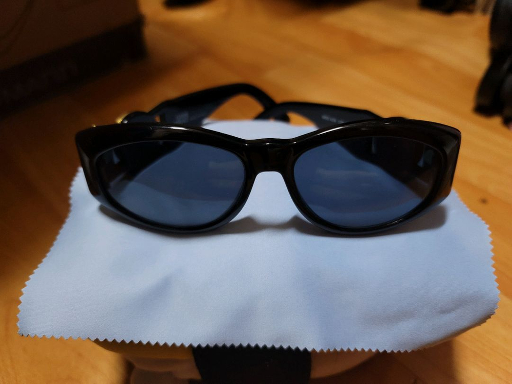 베르사체 선글라스 MOD 424 COL 852 BK 이미지