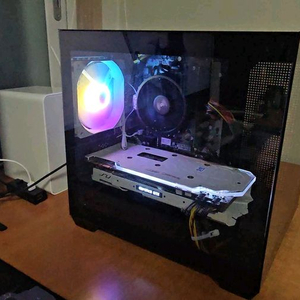 컴퓨터 게임용 PC 본체 Ryzen 3 GTX 1070 Ti 팝니다