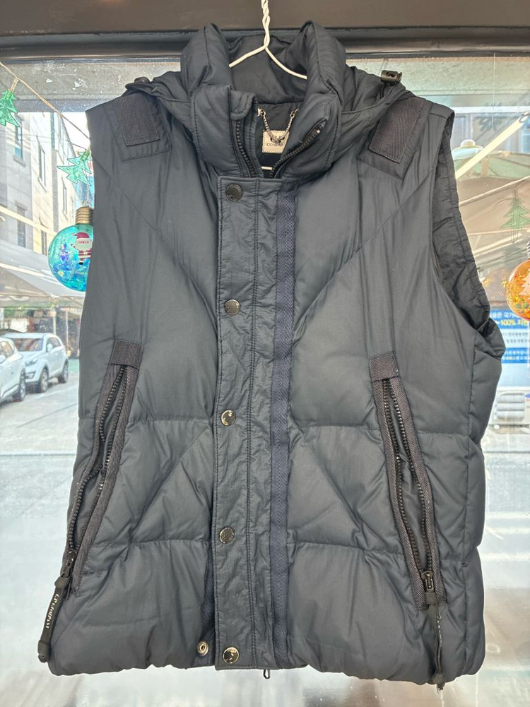 cp컴퍼니 패딩조끼 이미지