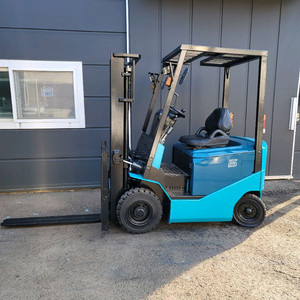 신차급 스미토모 1.5톤 전동지게차 판매 이미지