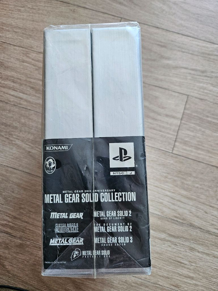 메탈 기어 솔리드 컬렉션 20주년 한정판 (미개봉) 이미지