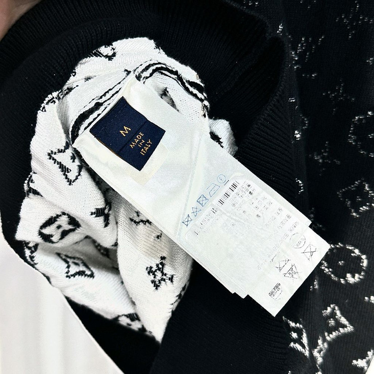 [국내백화점택] 루이비통 모노그램 그라데이션 니트 블랙M--5