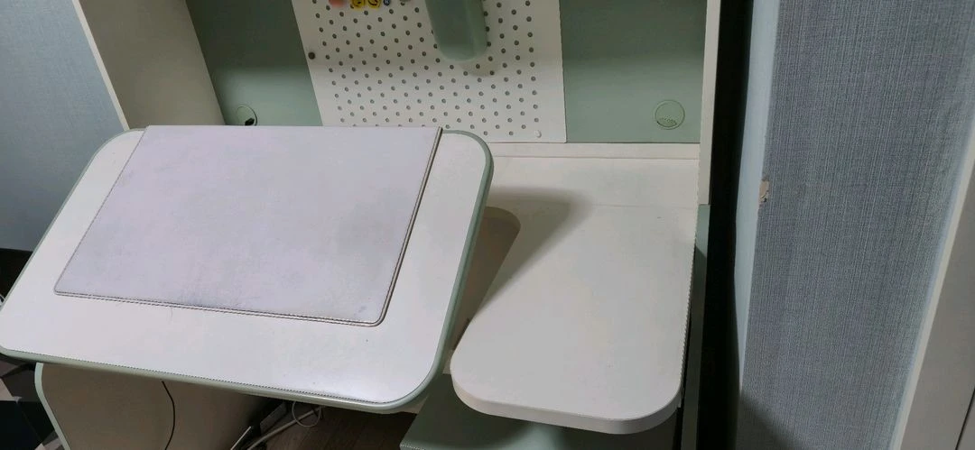 리바트 책상 수납장 세트 이미지