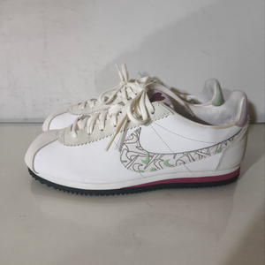 255mm 나이키 코르테즈 발렌타인 스니커즈 이미지