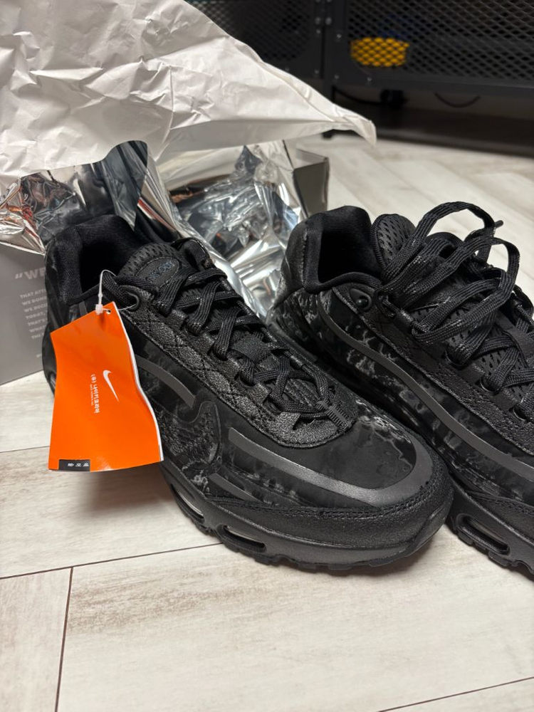 나이키 웍스 아웃 에어맥스 95 (260)--1