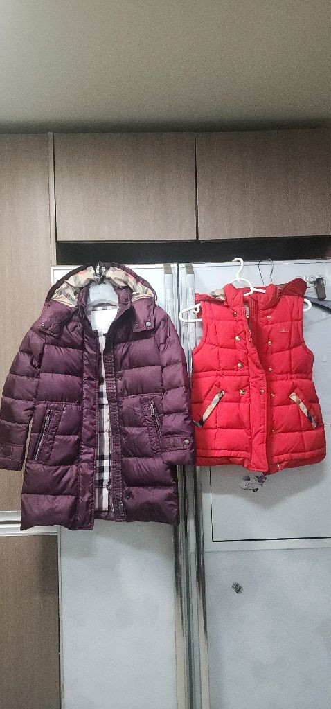 버버리 키즈 롱패딩 8Y--3